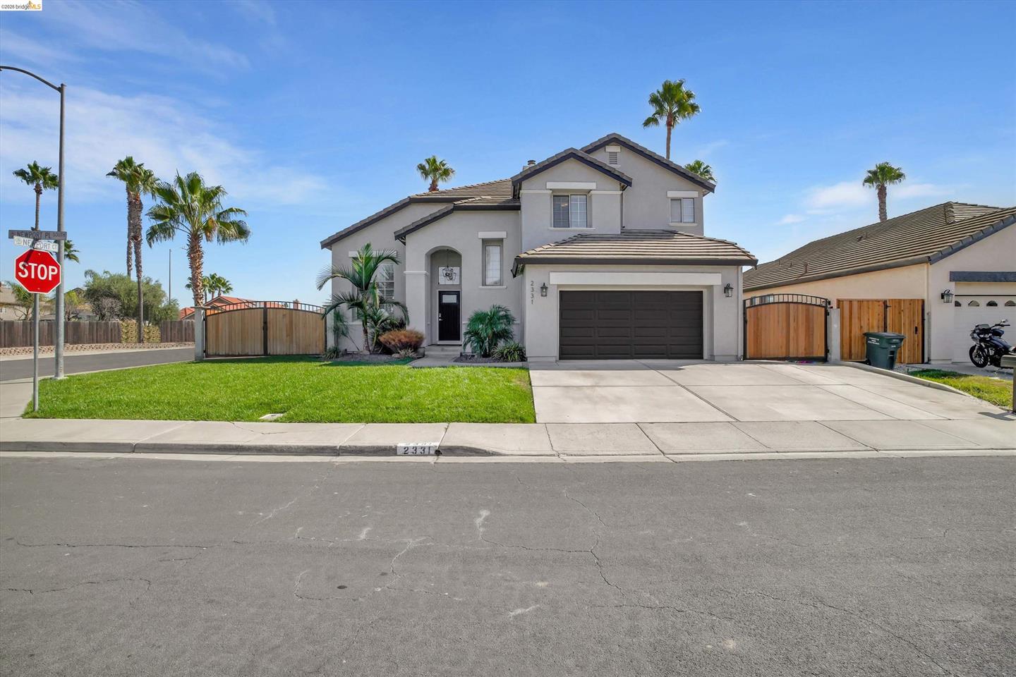 2331 Newport Pl photo 4