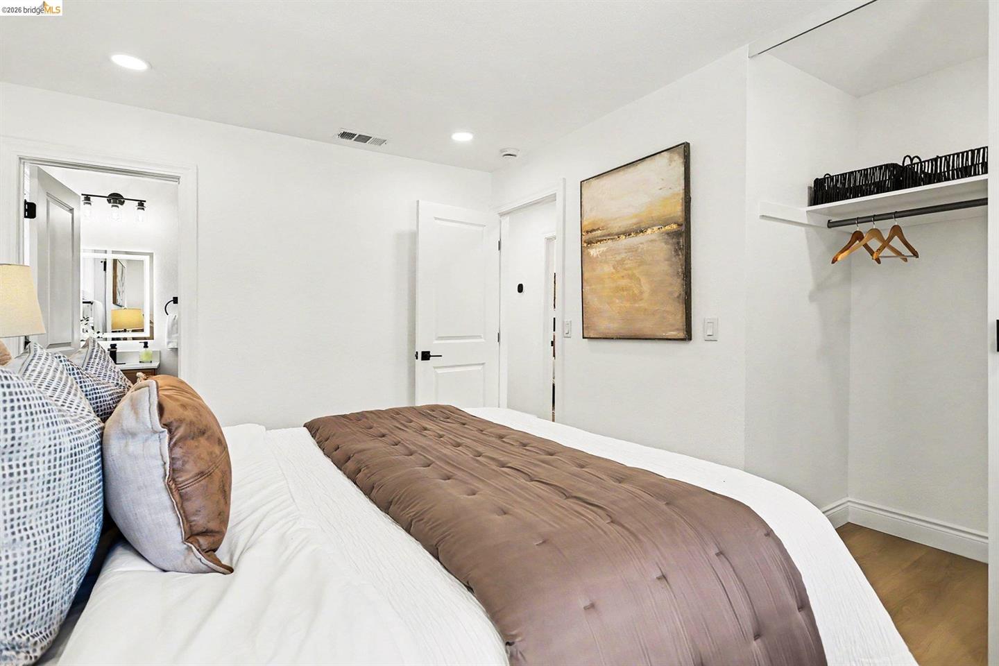 1036 Smith Ave photo 22