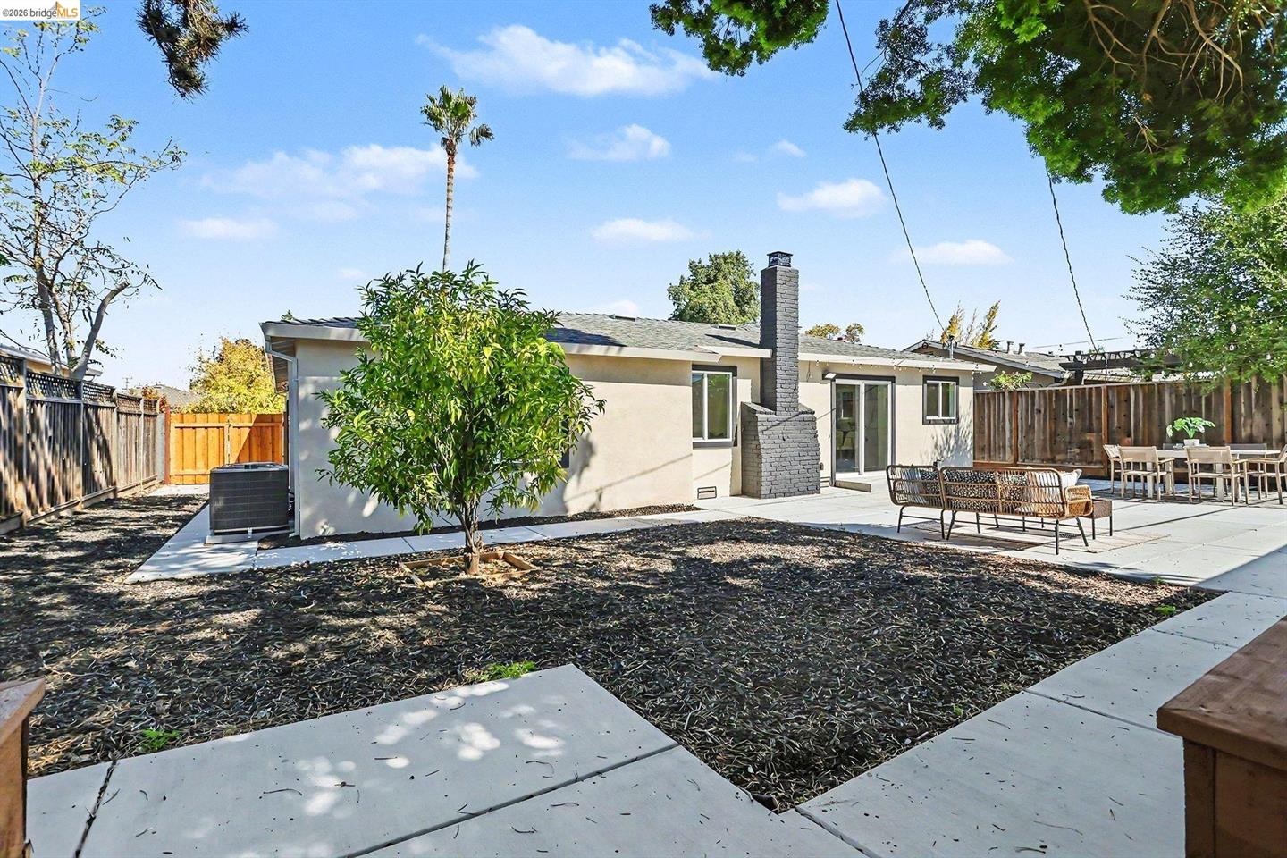 1036 Smith Ave photo 34