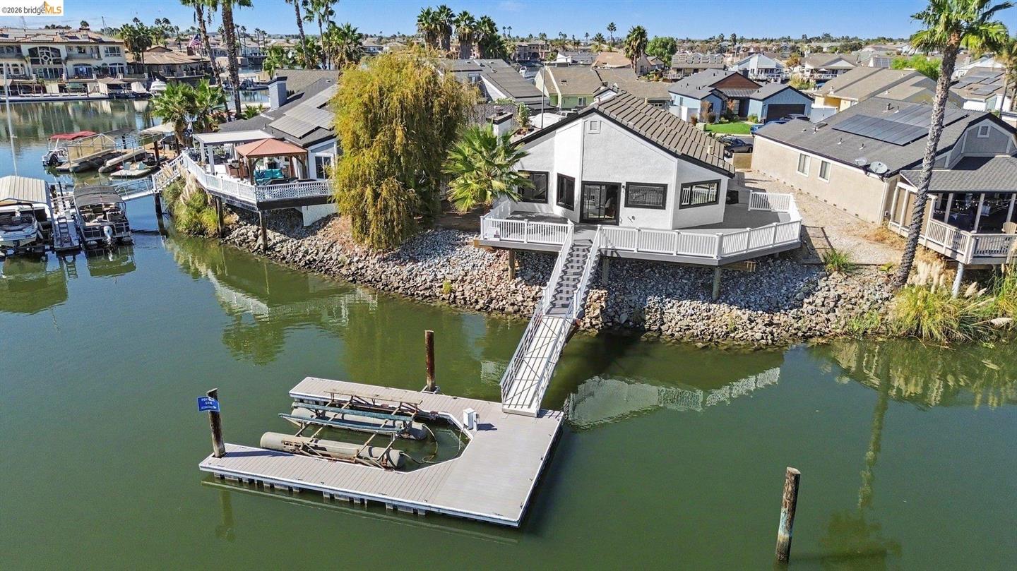 1820 Surfside Ct photo 34