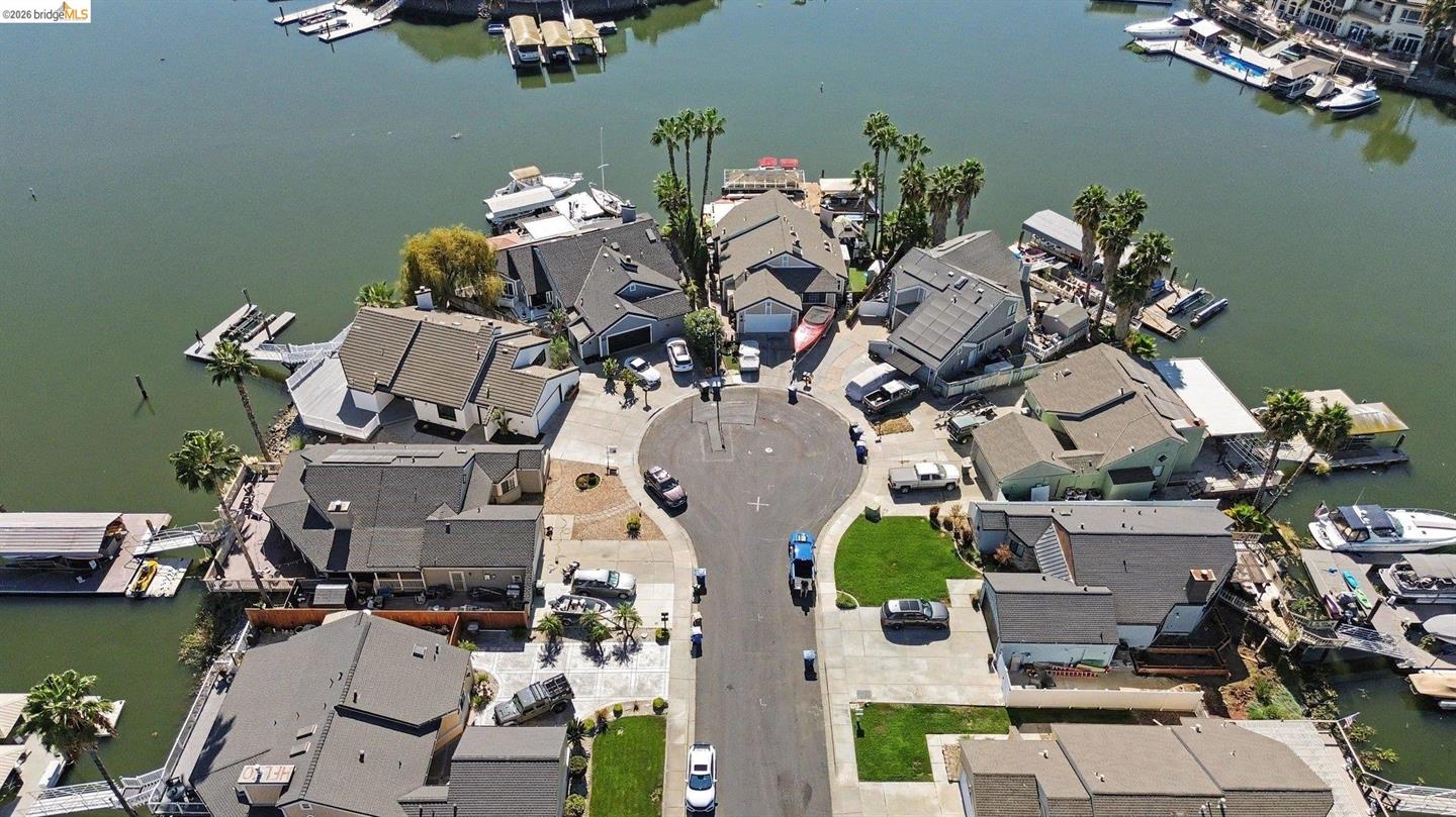1820 Surfside Ct photo 36