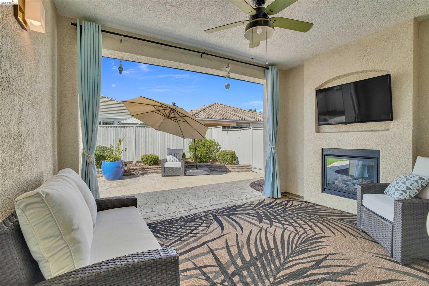 9833 Key West Way photo 3