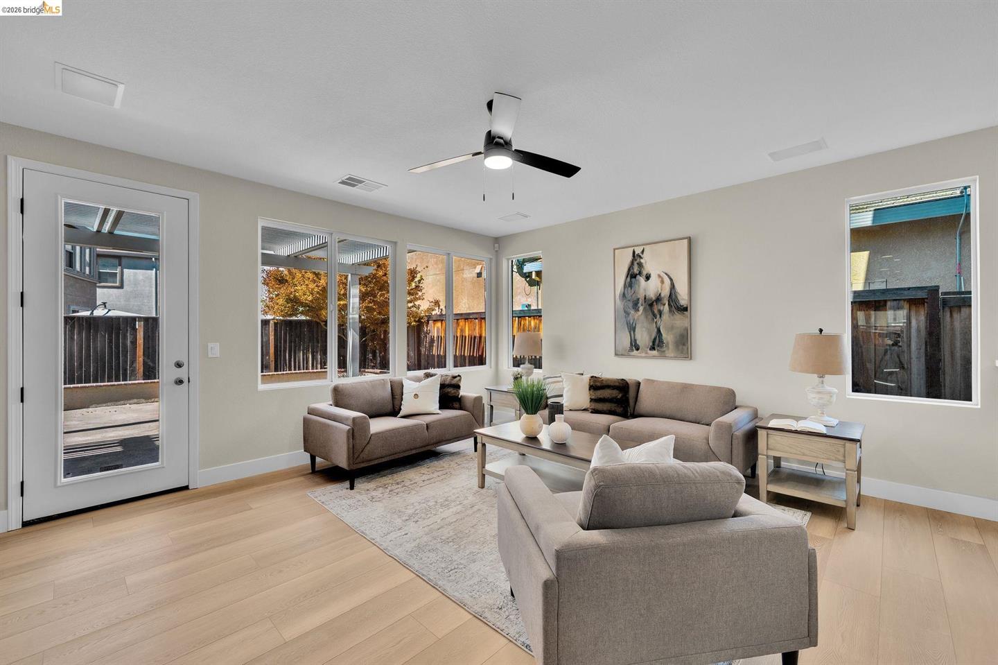 1060 Berkshire Ct photo 13