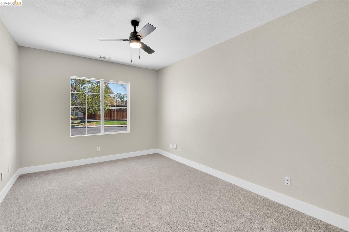 1060 Berkshire Ct photo 26