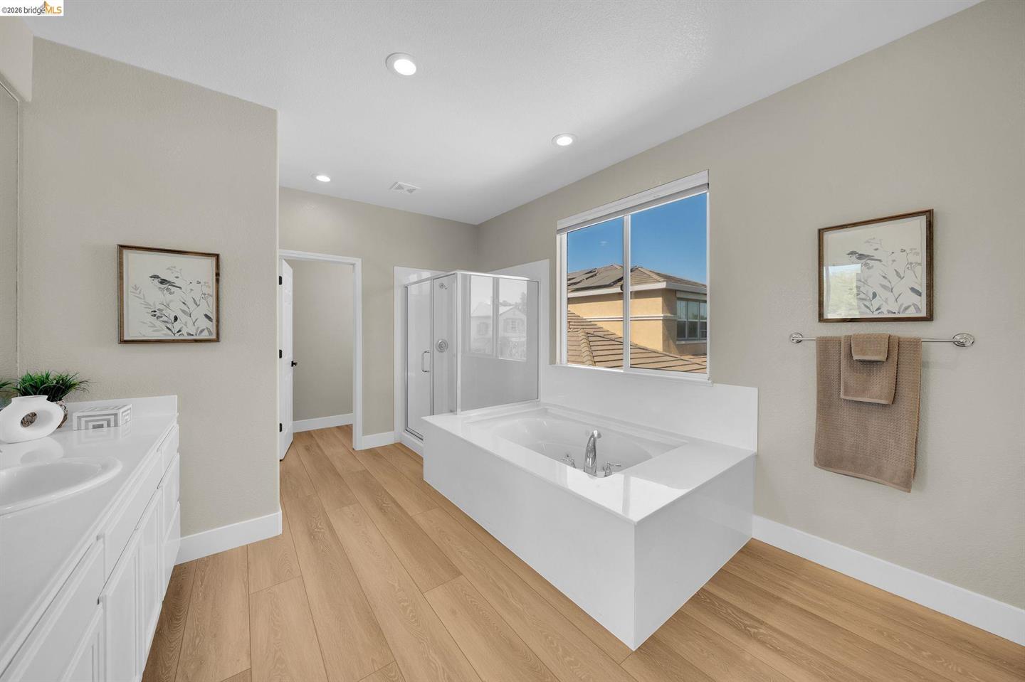 1060 Berkshire Ct photo 32