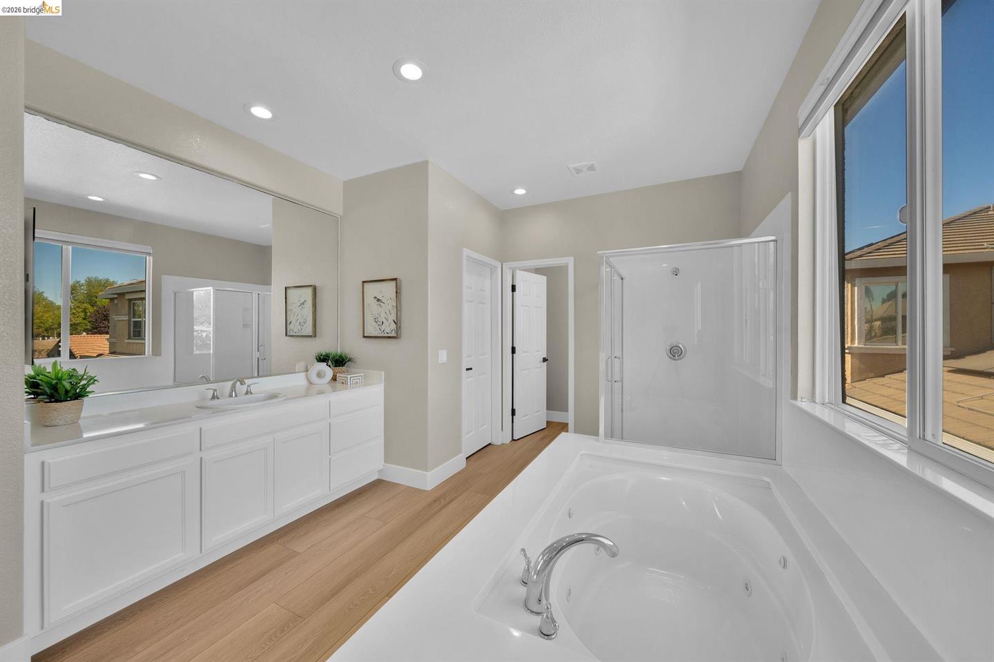 1060 Berkshire Ct photo 33