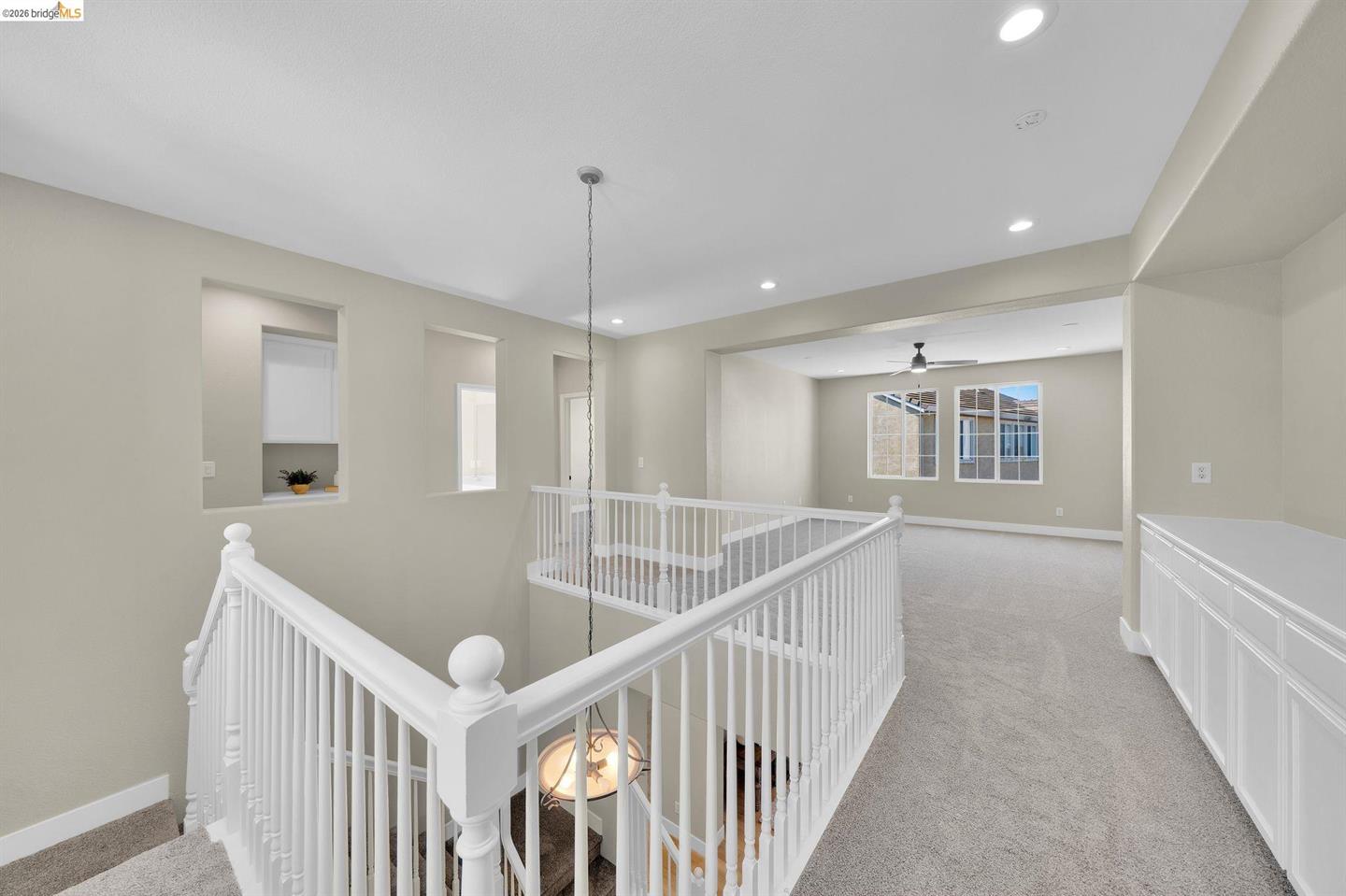1060 Berkshire Ct photo 36