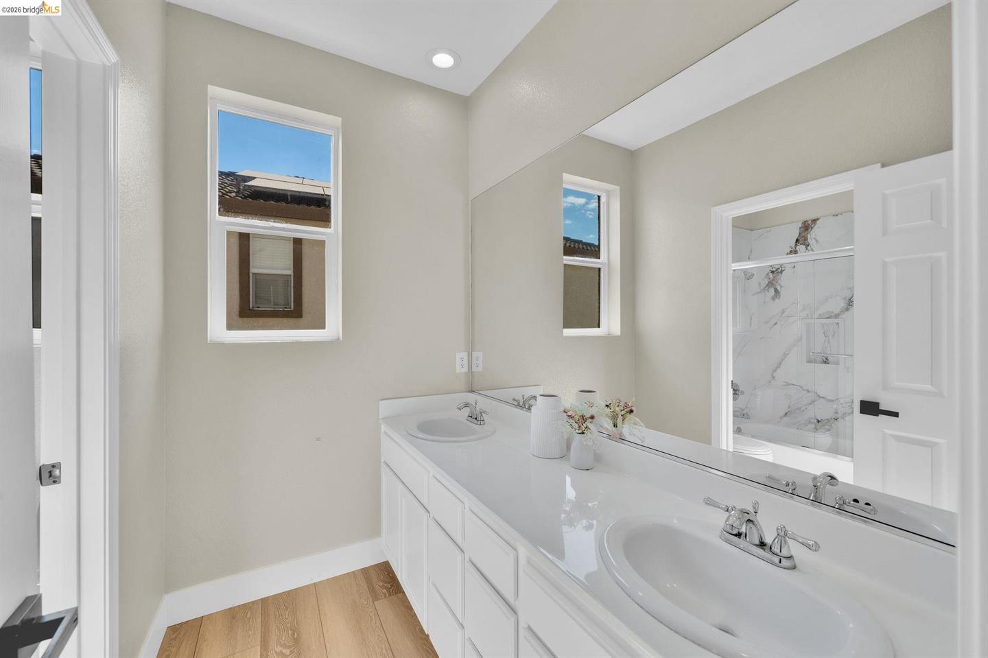 1060 Berkshire Ct photo 41