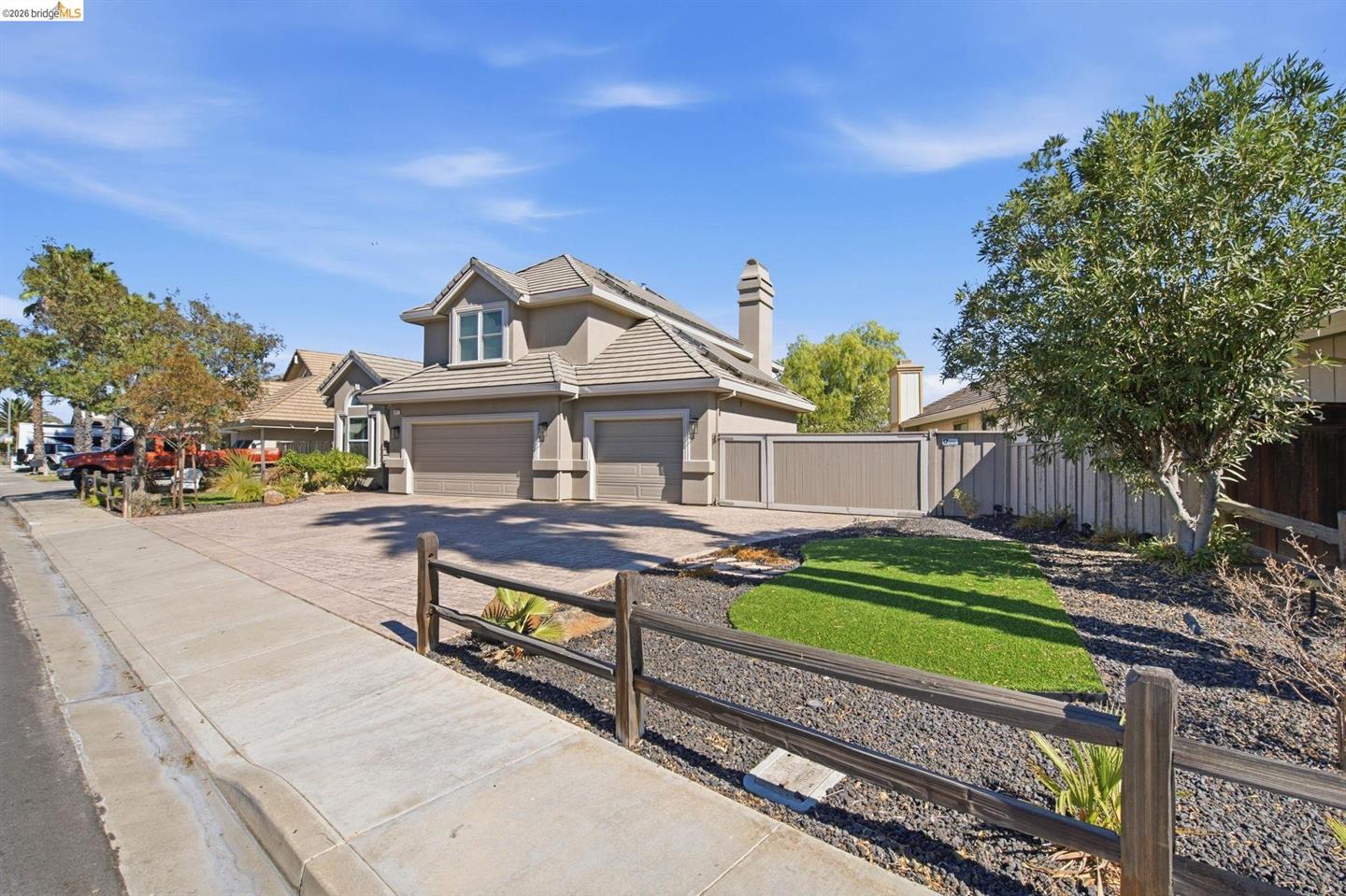 2071 WINDWARD POINT photo 3