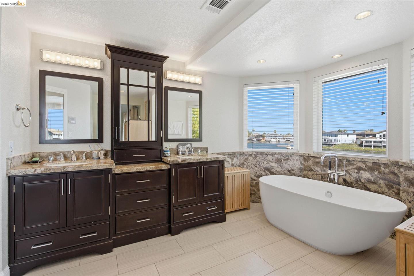 2071 WINDWARD POINT photo 28