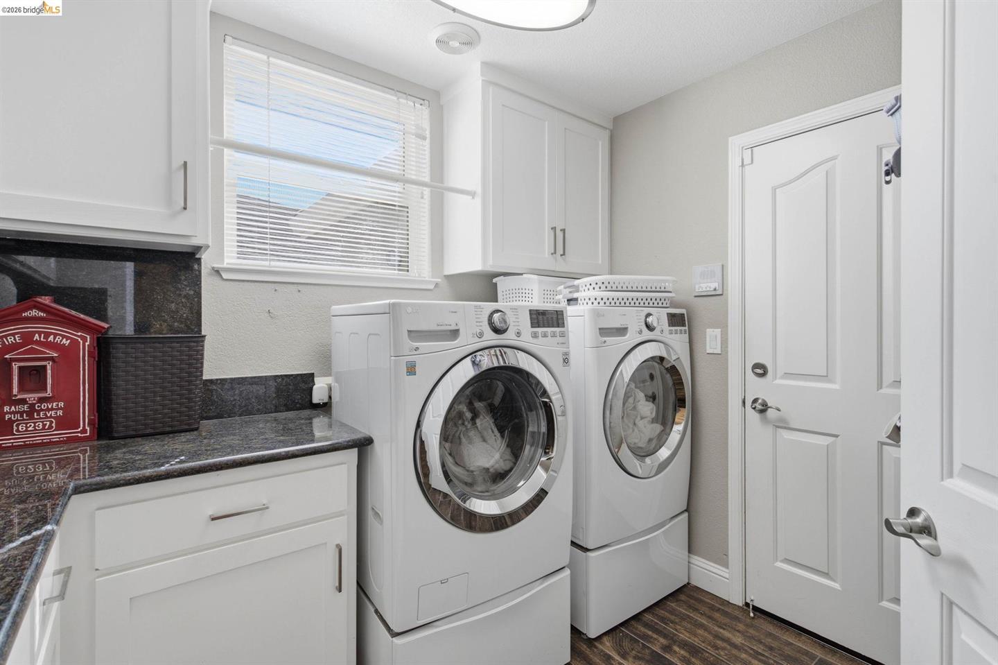 2071 WINDWARD POINT photo 40