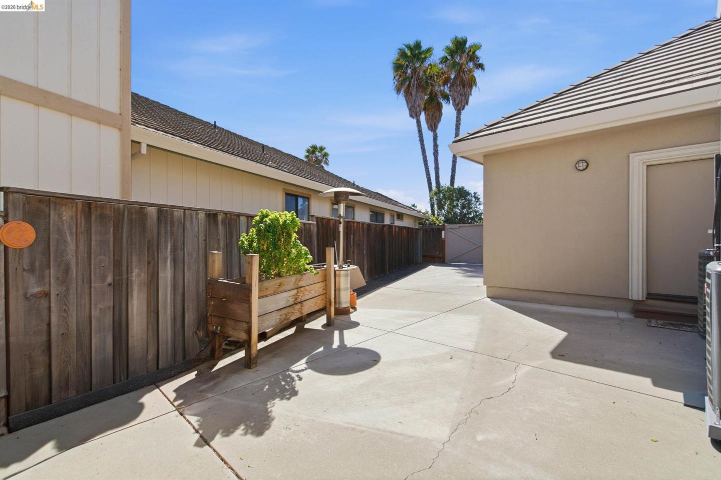 2071 WINDWARD POINT photo 43