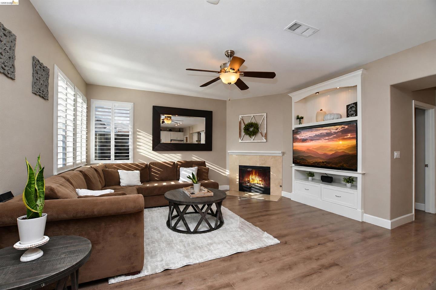 2454 Pacific Grove Ct photo 14