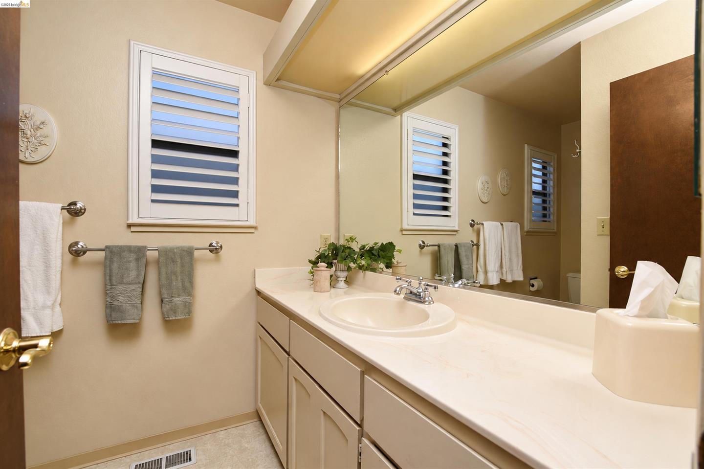 4883 Cabrillo Pt photo 45