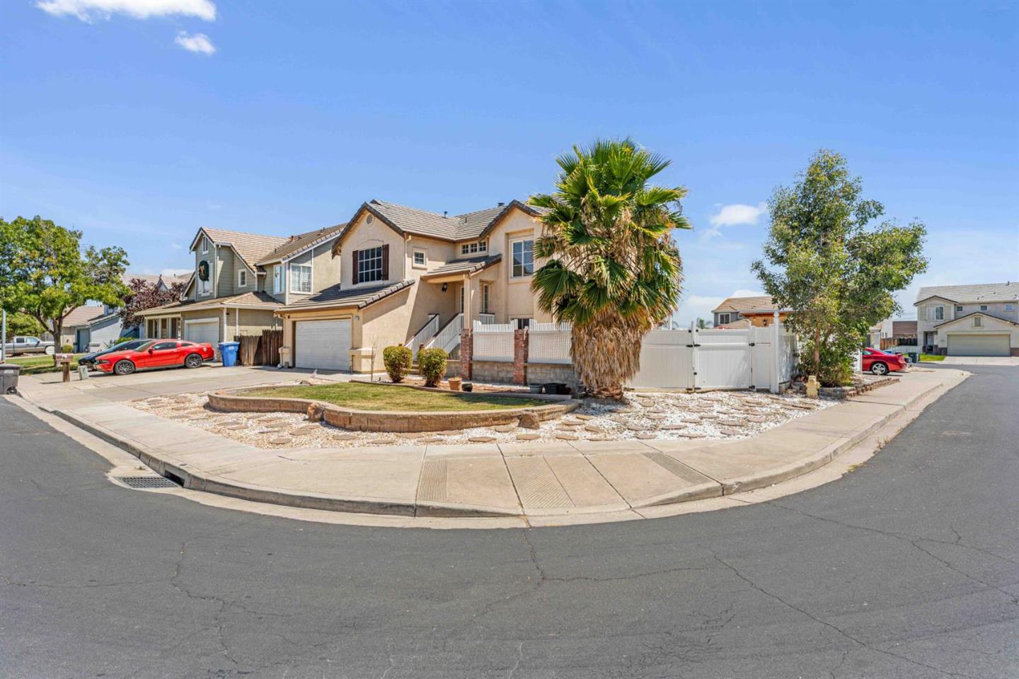 2413 Halyard Way photo 4