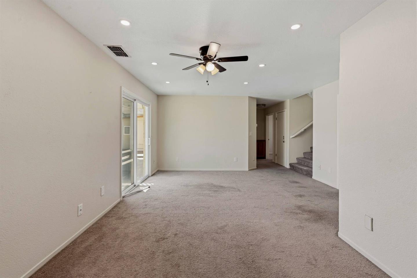 2413 Halyard Way photo 32