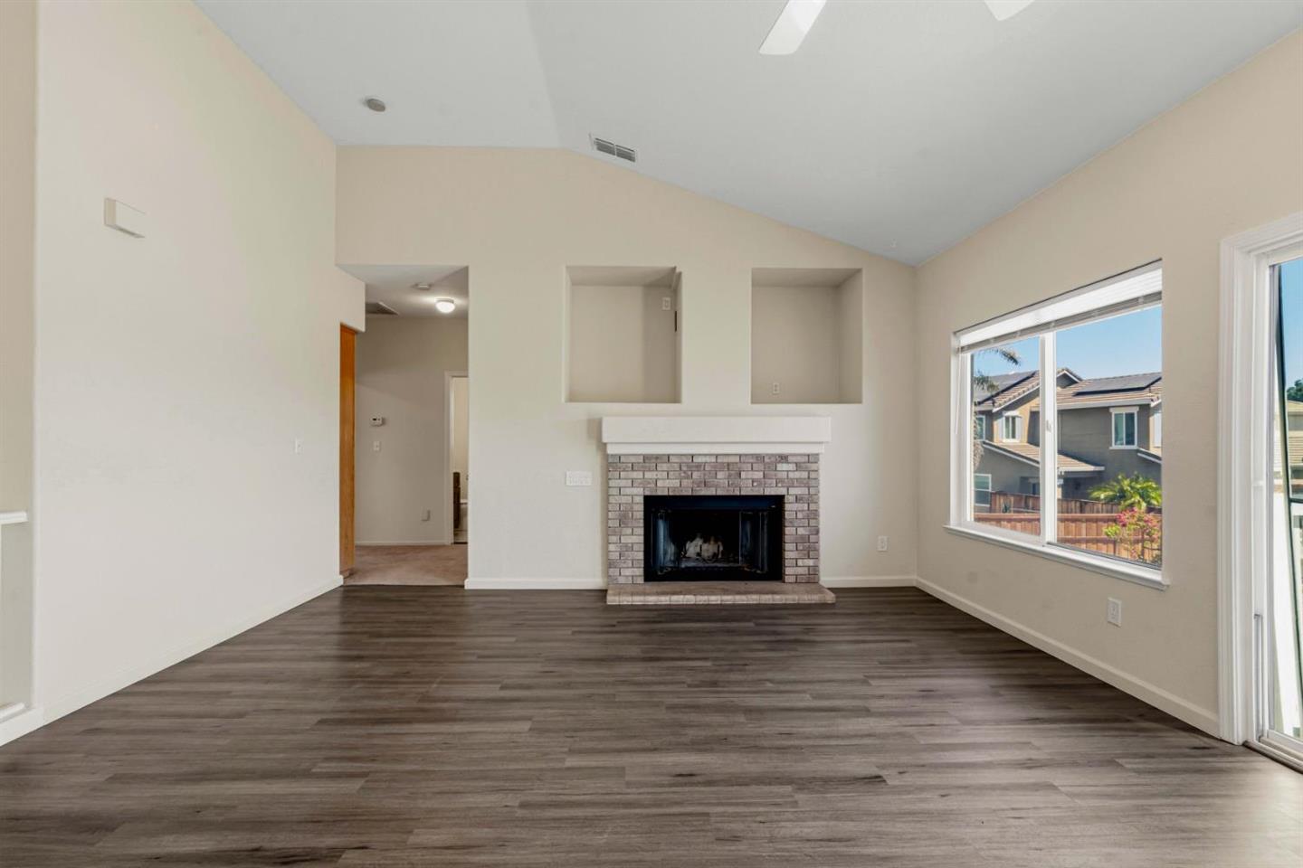 2413 Halyard Way photo 9