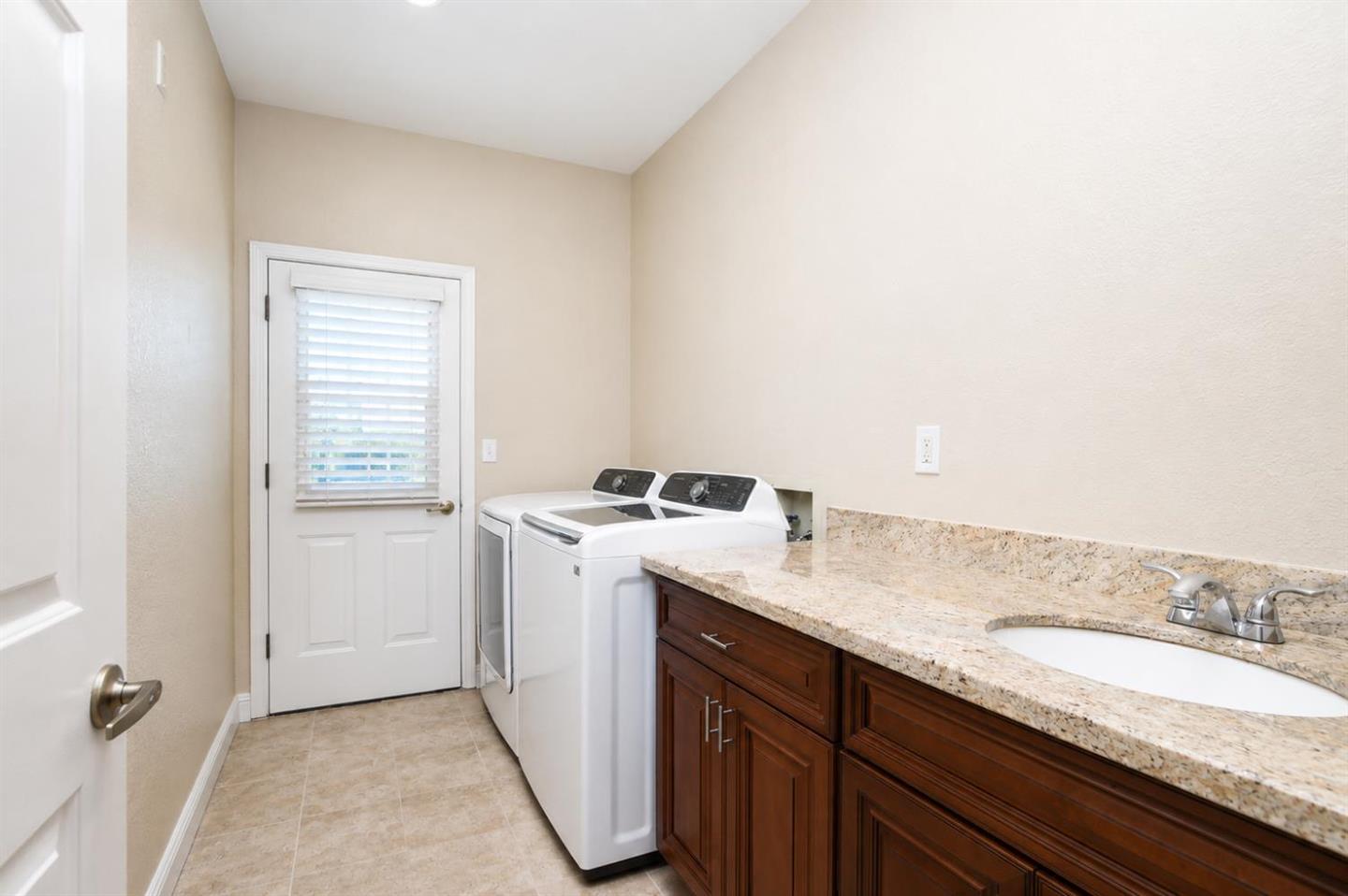 4230 Driftwood Place photo 23