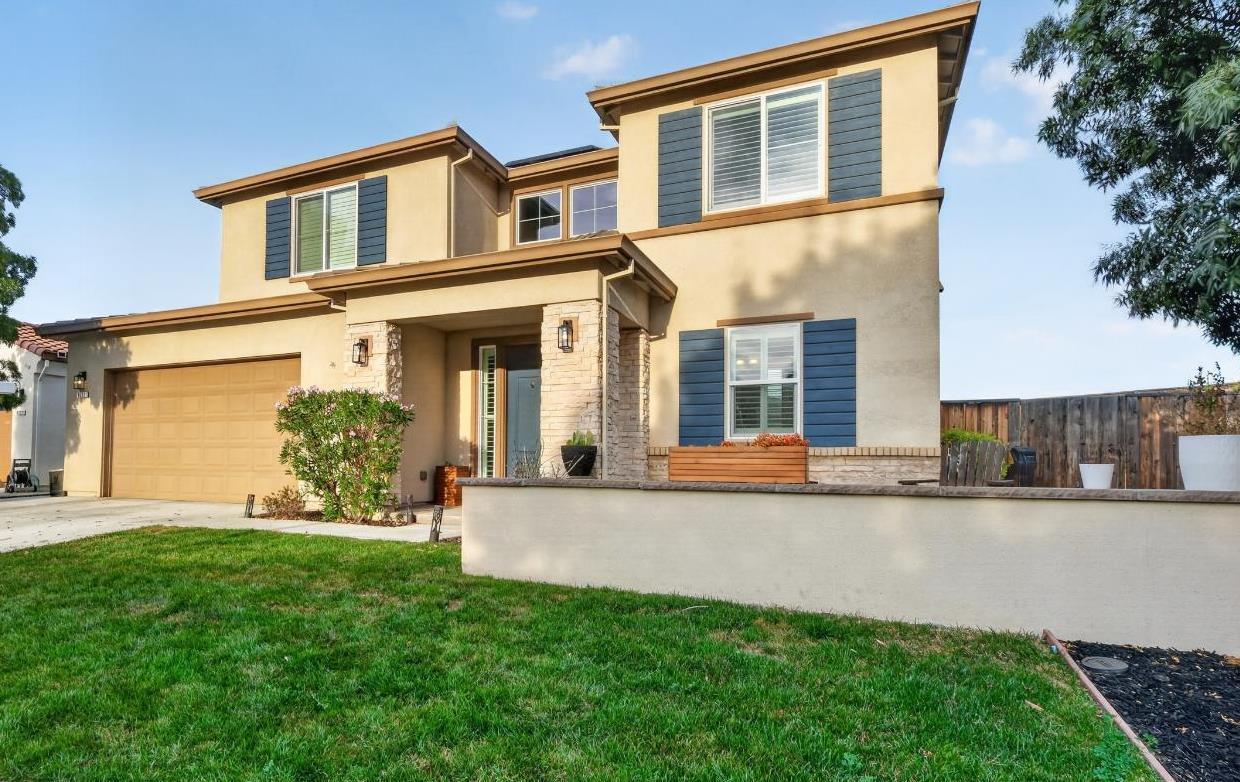 9133 Calypso Court photo 2