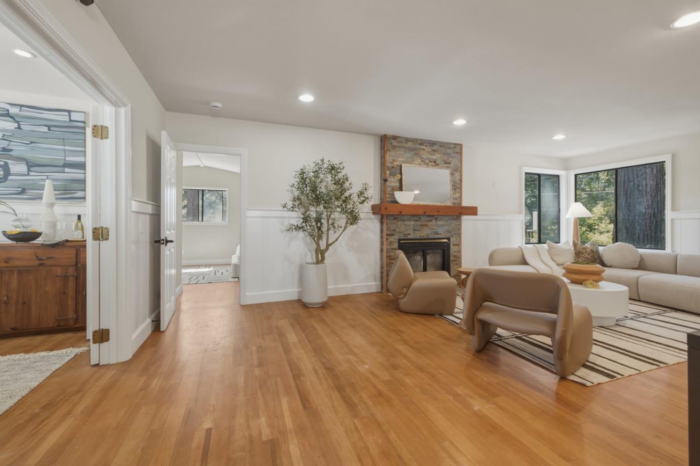 18143 Gloria Court photo 4