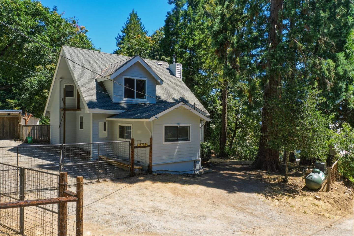 18143 Gloria Court photo 31