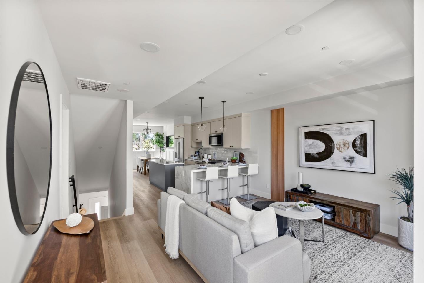 523 Union Avenue photo 4
