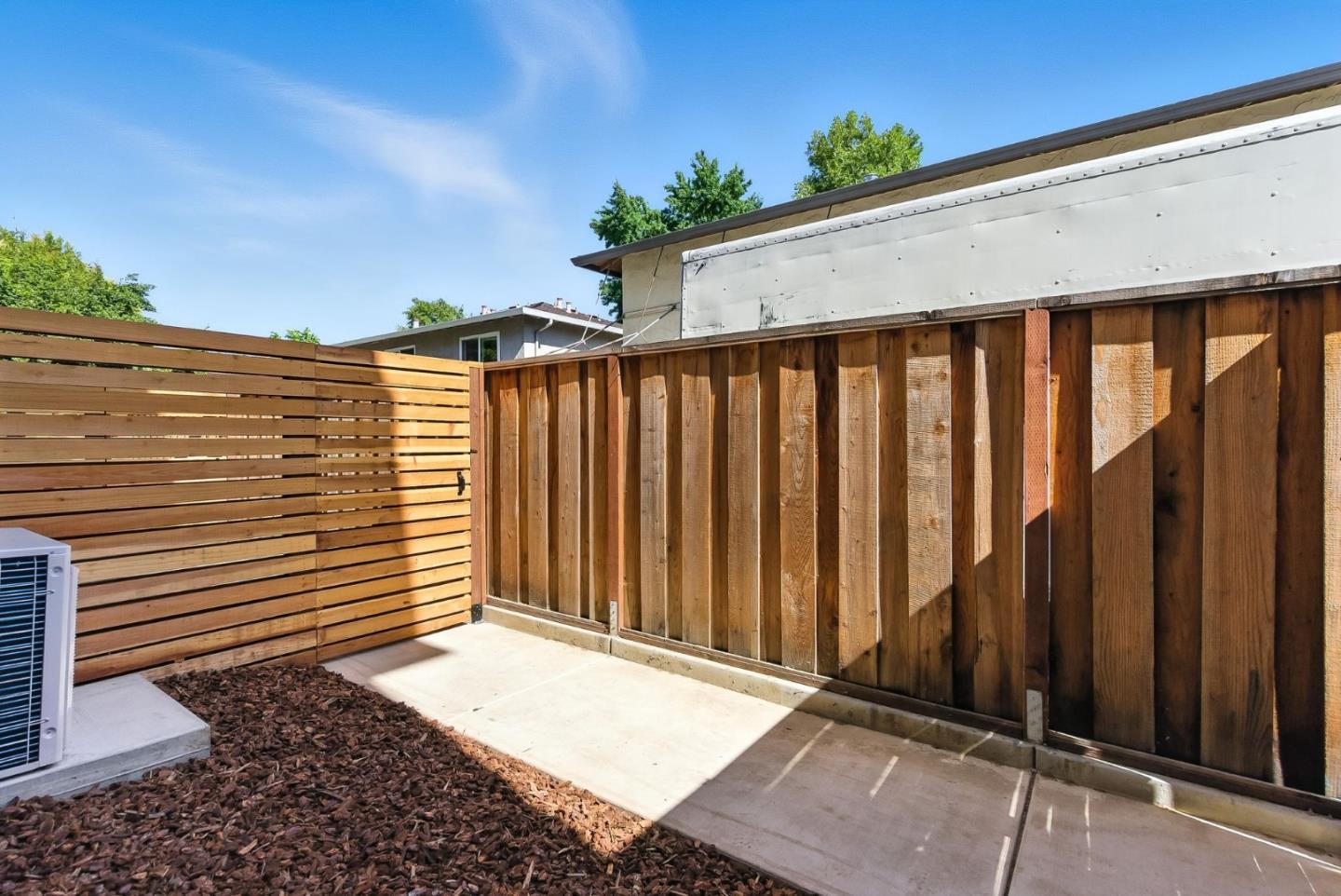 523 Union Avenue photo 44