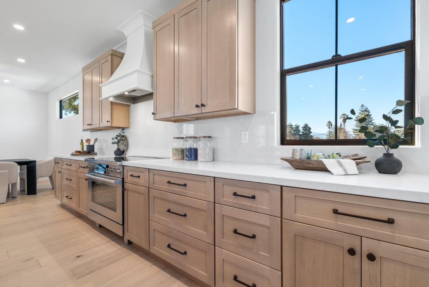 101 Sunnyside Court photo 16