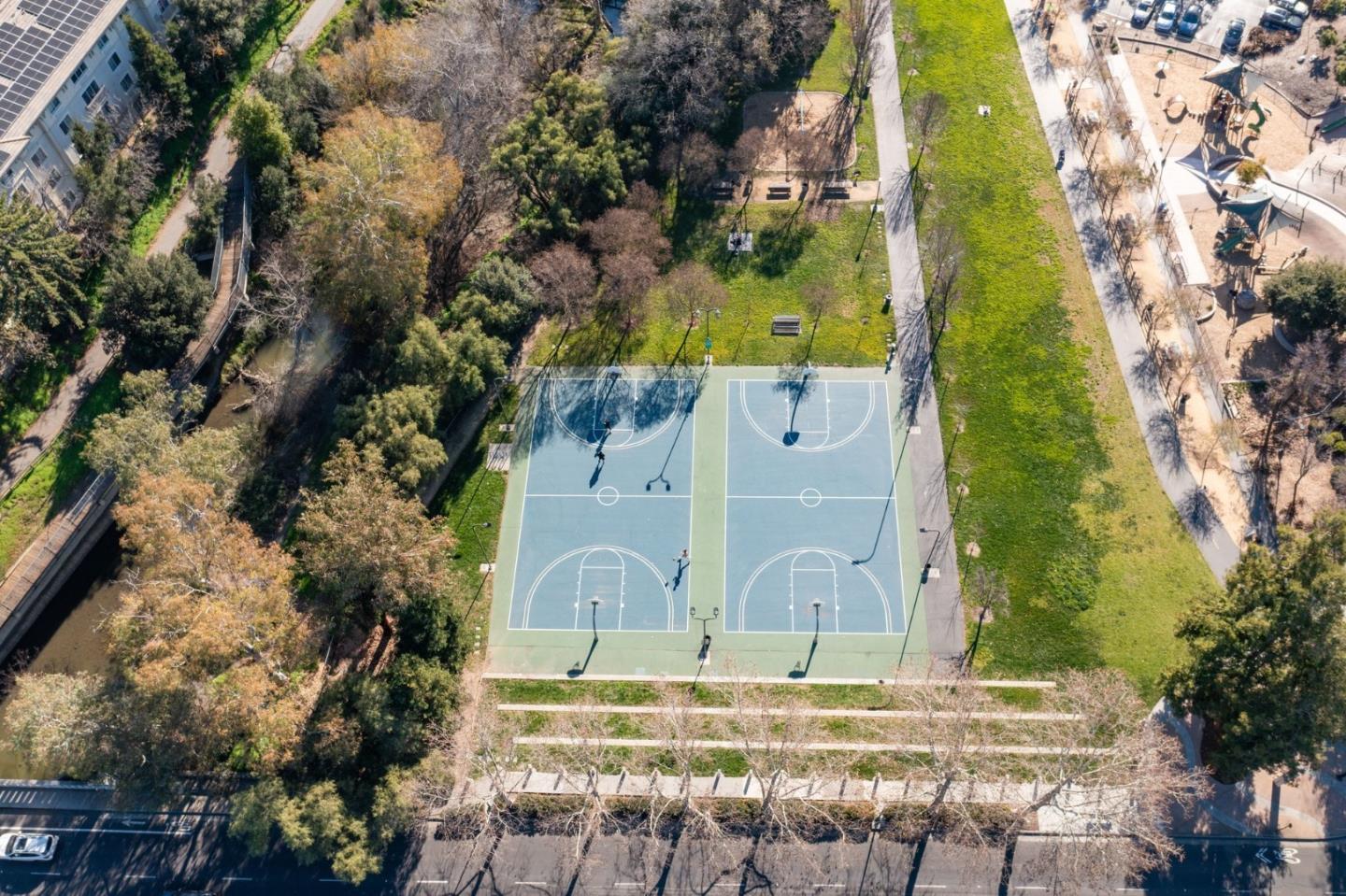 101 Sunnyside Court photo 46