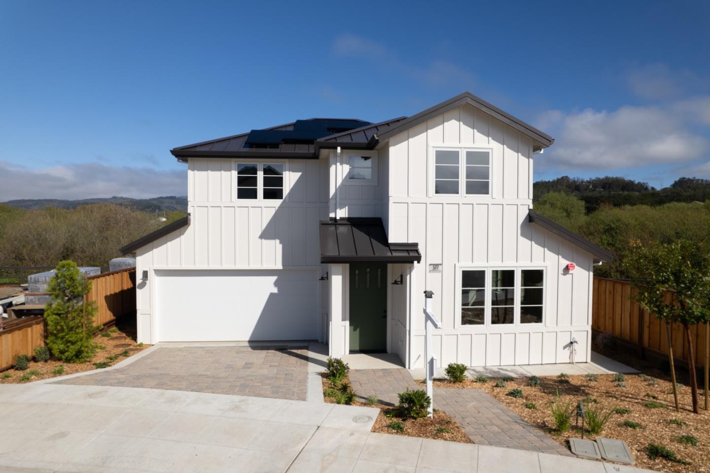 577 Creekside Ct, Half Moon Bay, CA
