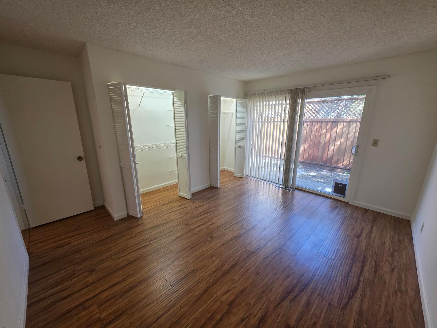 648 W Sunnyoaks Avenue photo 15