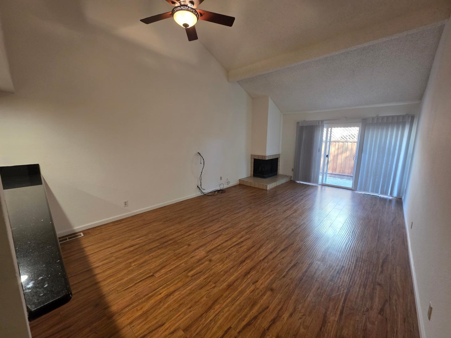 648 W Sunnyoaks Avenue photo 9