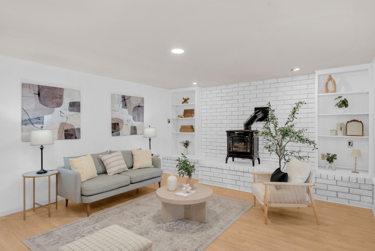 18485 Main Boulevard photo 18