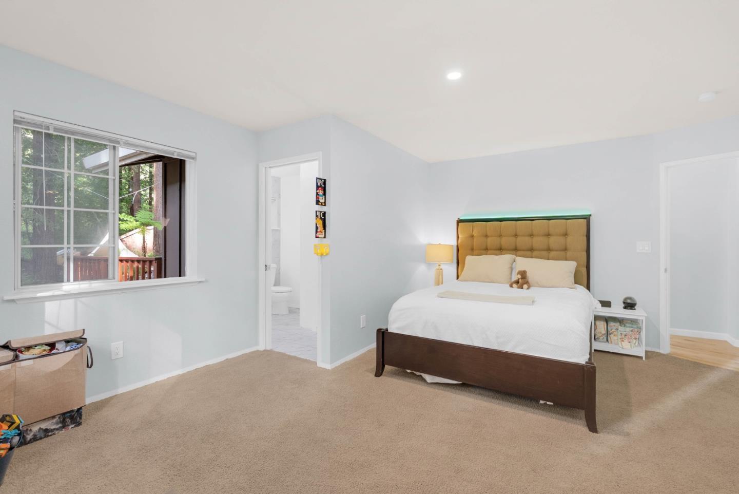 18485 Main Boulevard photo 35