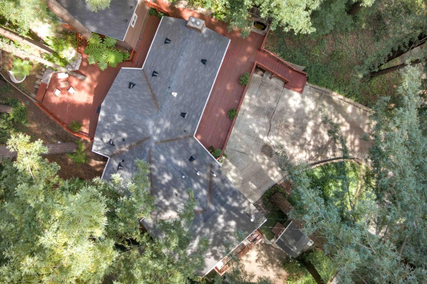 18485 Main Boulevard photo 64