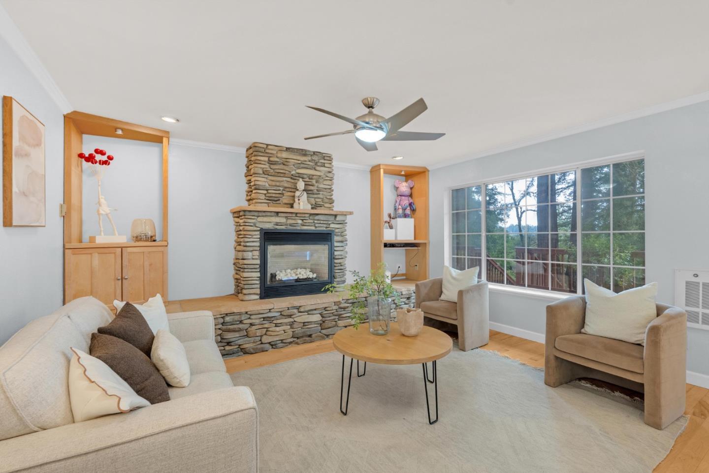 18485 Main Boulevard photo 8