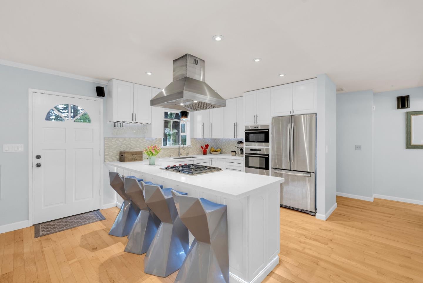 18485 Main Boulevard photo 10
