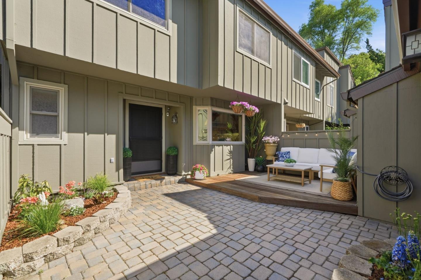 104 Cherry Hill Court photo 7