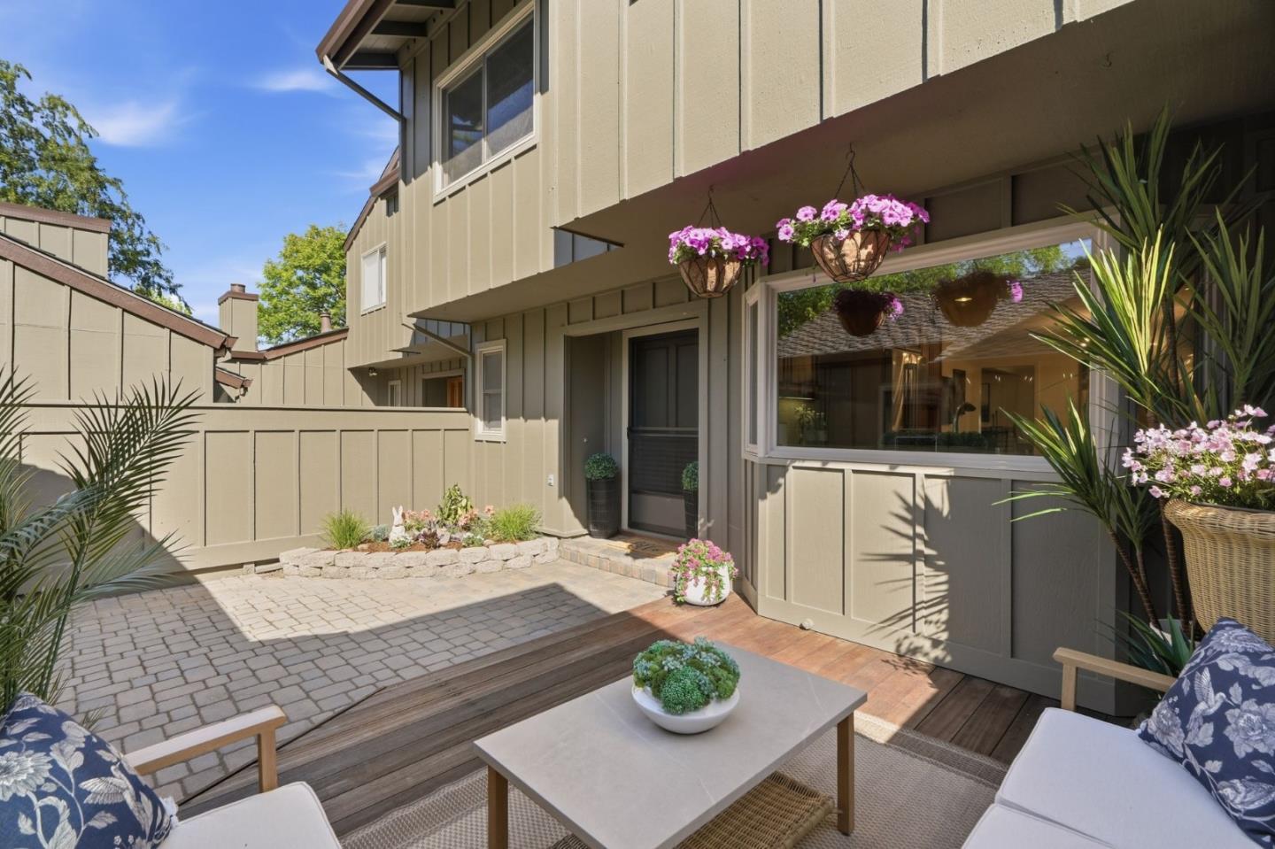 104 Cherry Hill Court photo 8