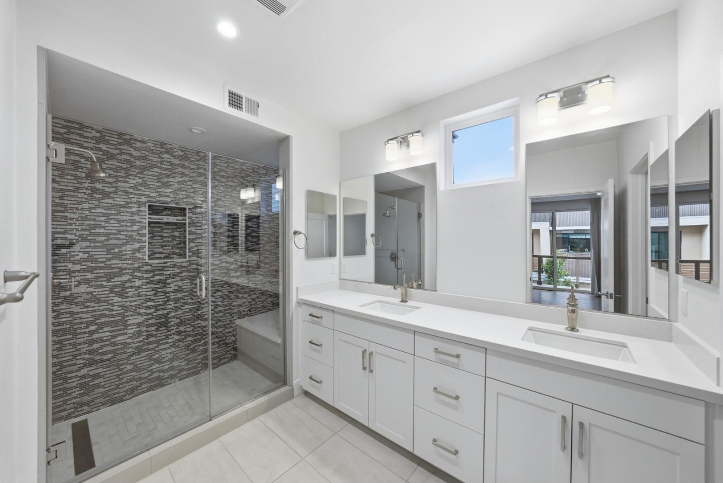 15016 Briggs Court photo 9
