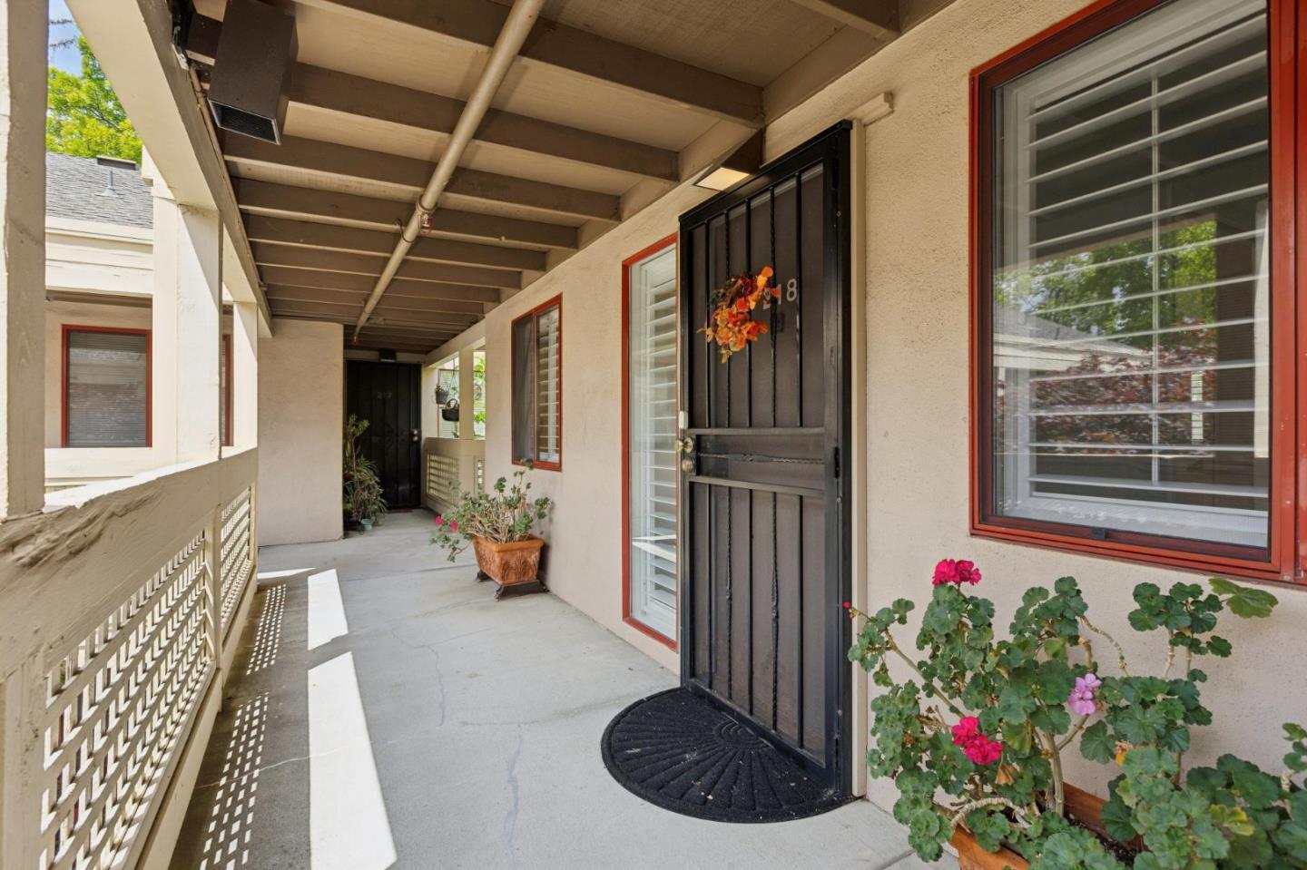 443 Alberto Way #B218 photo 2