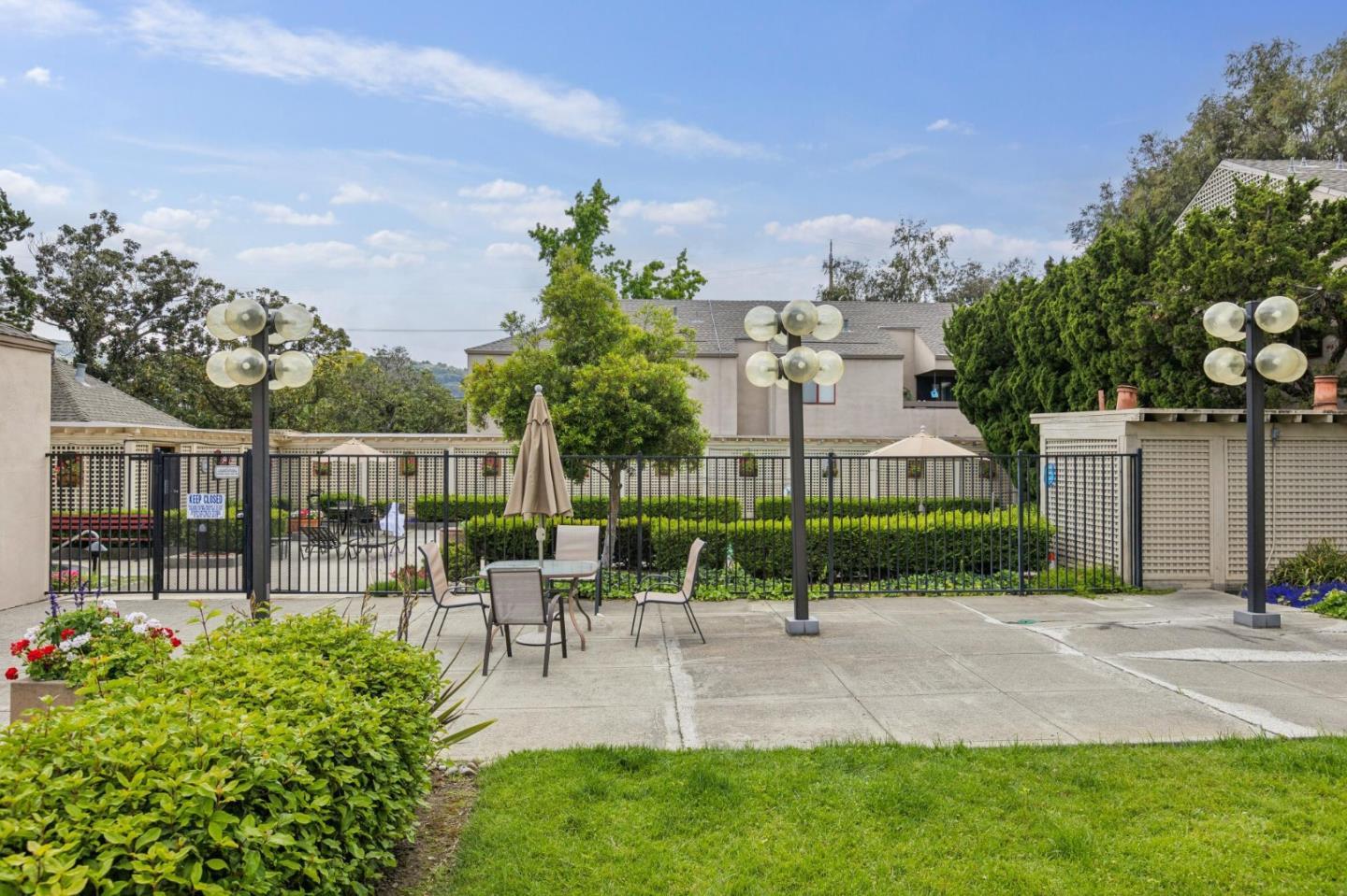 443 Alberto Way #B218 photo 48