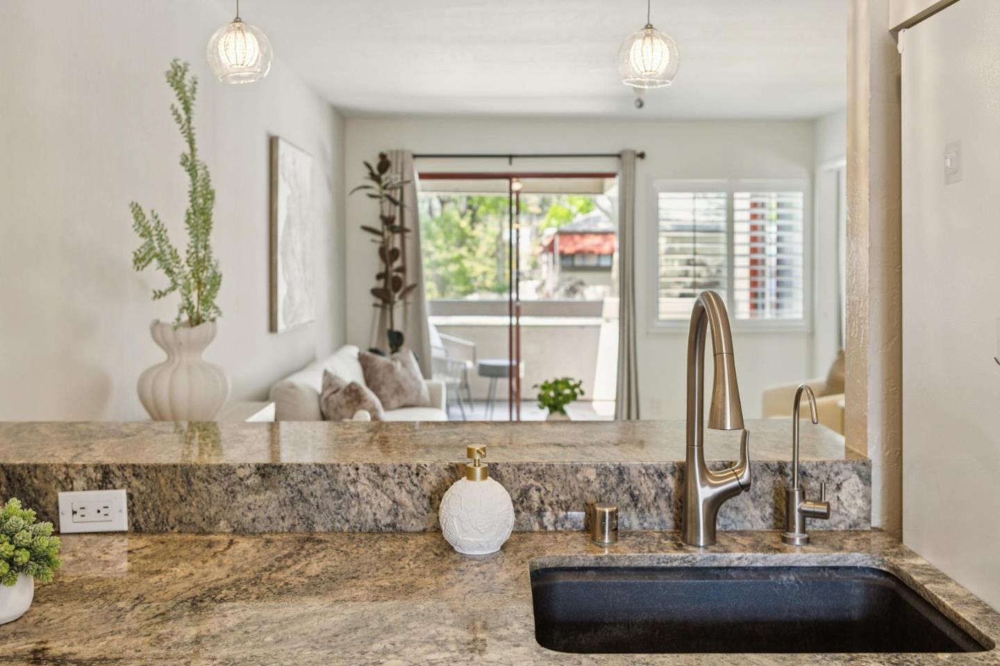 443 Alberto Way #B218 photo 8