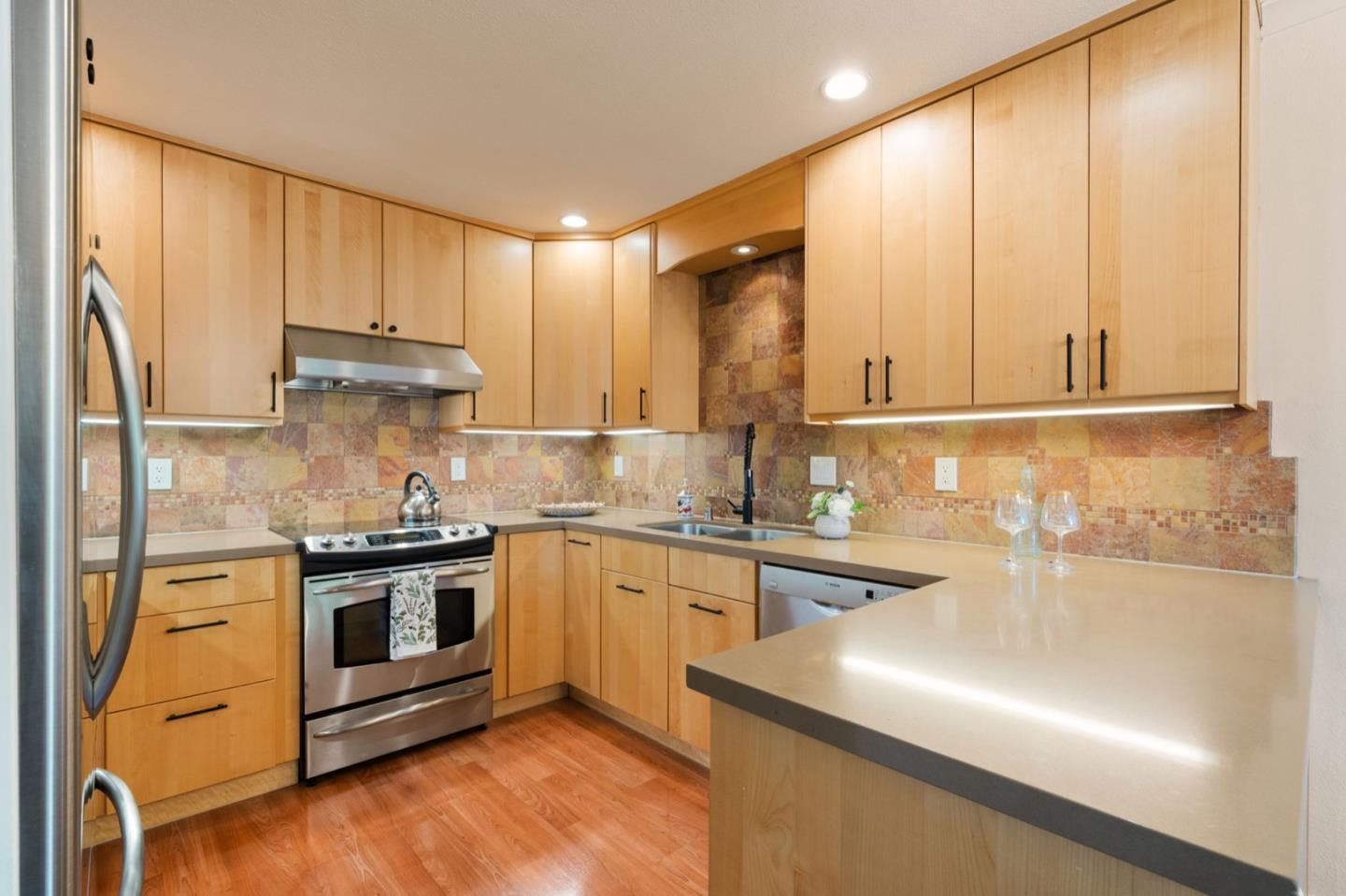 374 Union Avenue #E photo 3