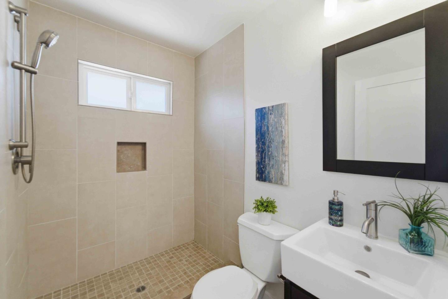 313 N Milton Avenue photo 30