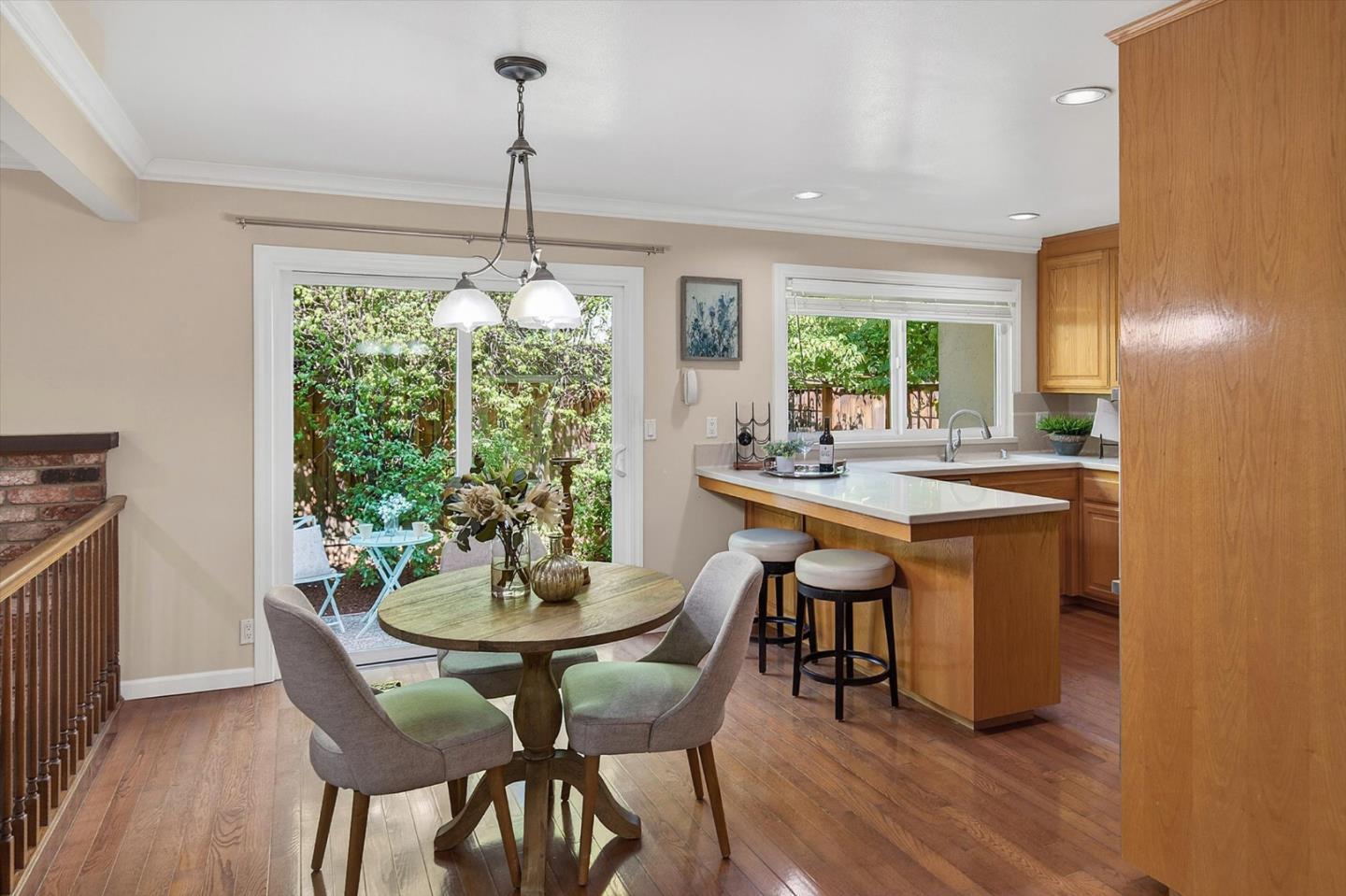 20154 KNOLLWOOD Drive photo 14