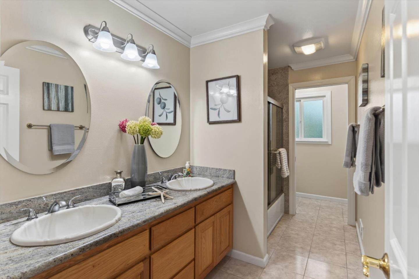 20154 KNOLLWOOD Drive photo 26