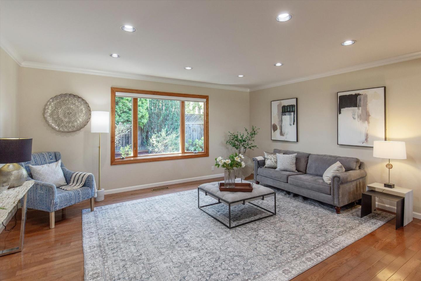 20154 KNOLLWOOD Drive photo 10