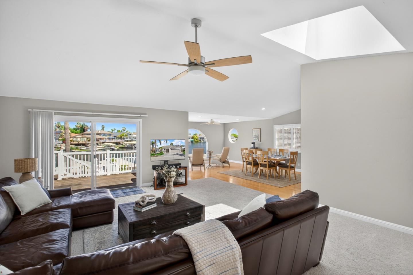 5491 Beaver Lane photo 5