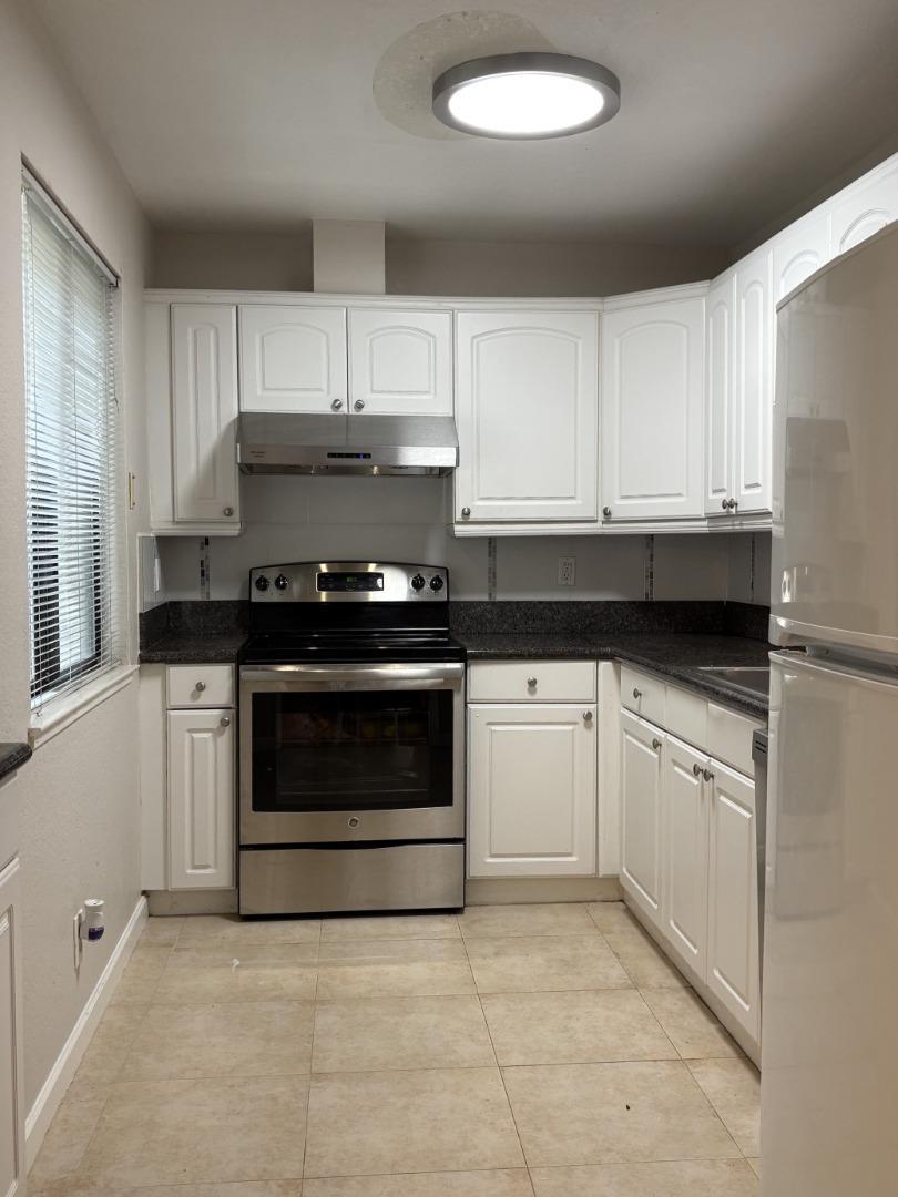 449 Alberto Way #131 photo 7